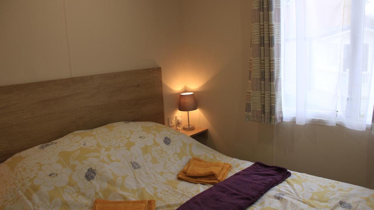 Cabin Zest Sandown Exteriör bild