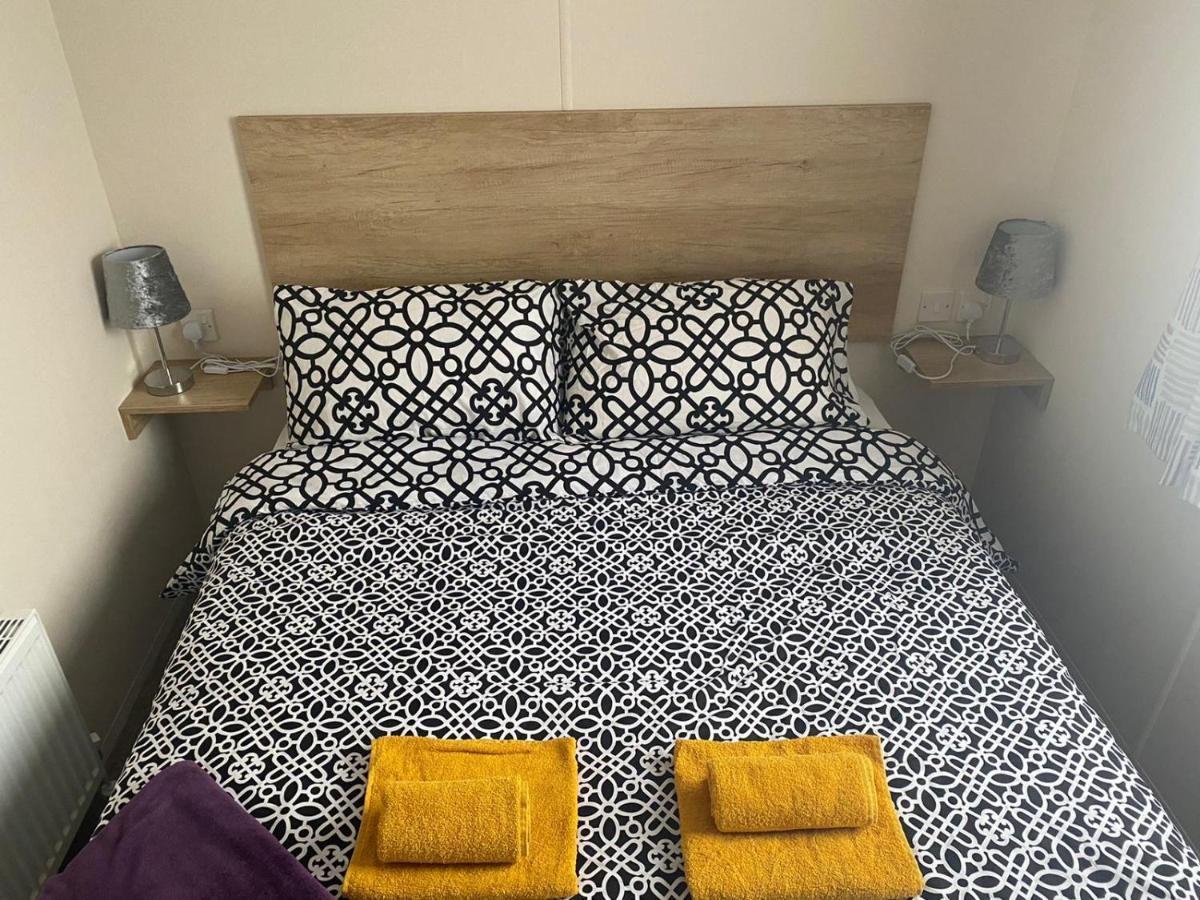 Cabin Zest Sandown Exteriör bild